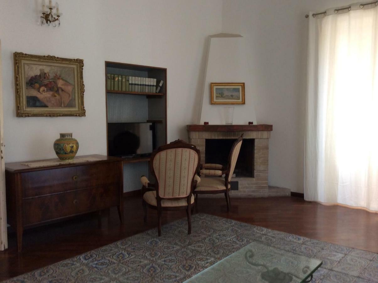 Appartamento Palazzo Pace Al Cassaro Palermo Eksteriør billede