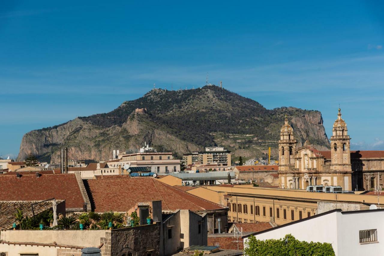 Appartamento Palazzo Pace Al Cassaro Palermo Eksteriør billede